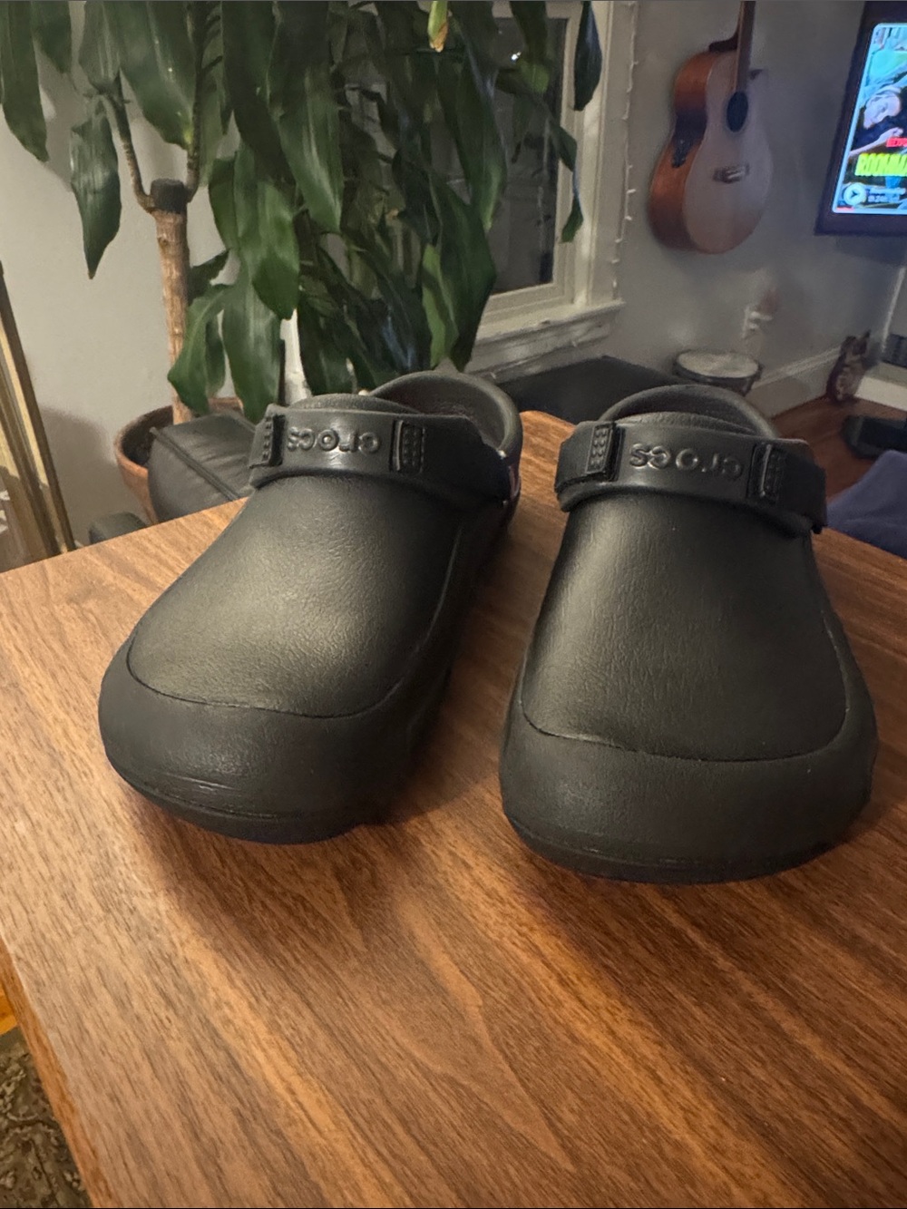 Crocs Classic Clogs M10/W12 Black “Poudre Colorado” Boulder Sole